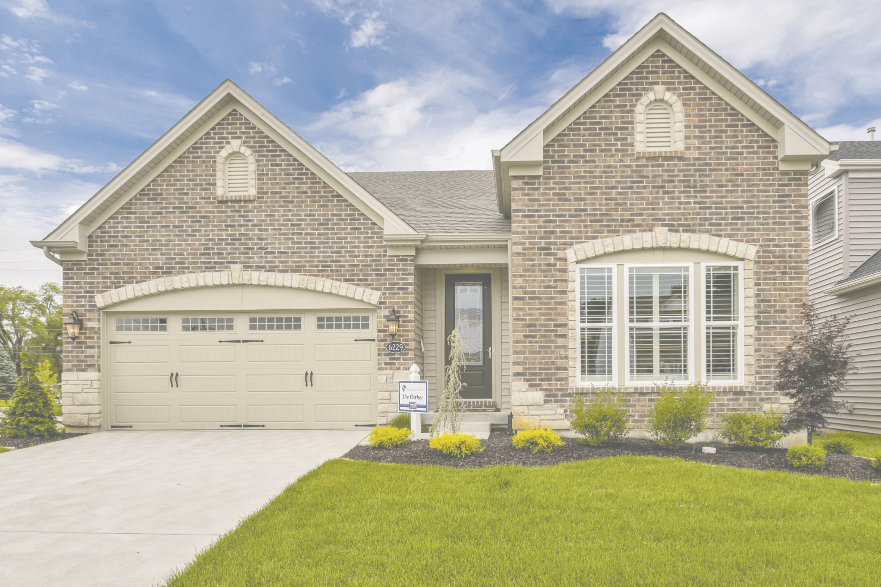 Fischer & Frichtel Homes’ Grand Closeout Sale offers reduced prices. Great homesites remain!